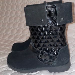 UGG Australia K Corri Boots Blk NWT sz 4